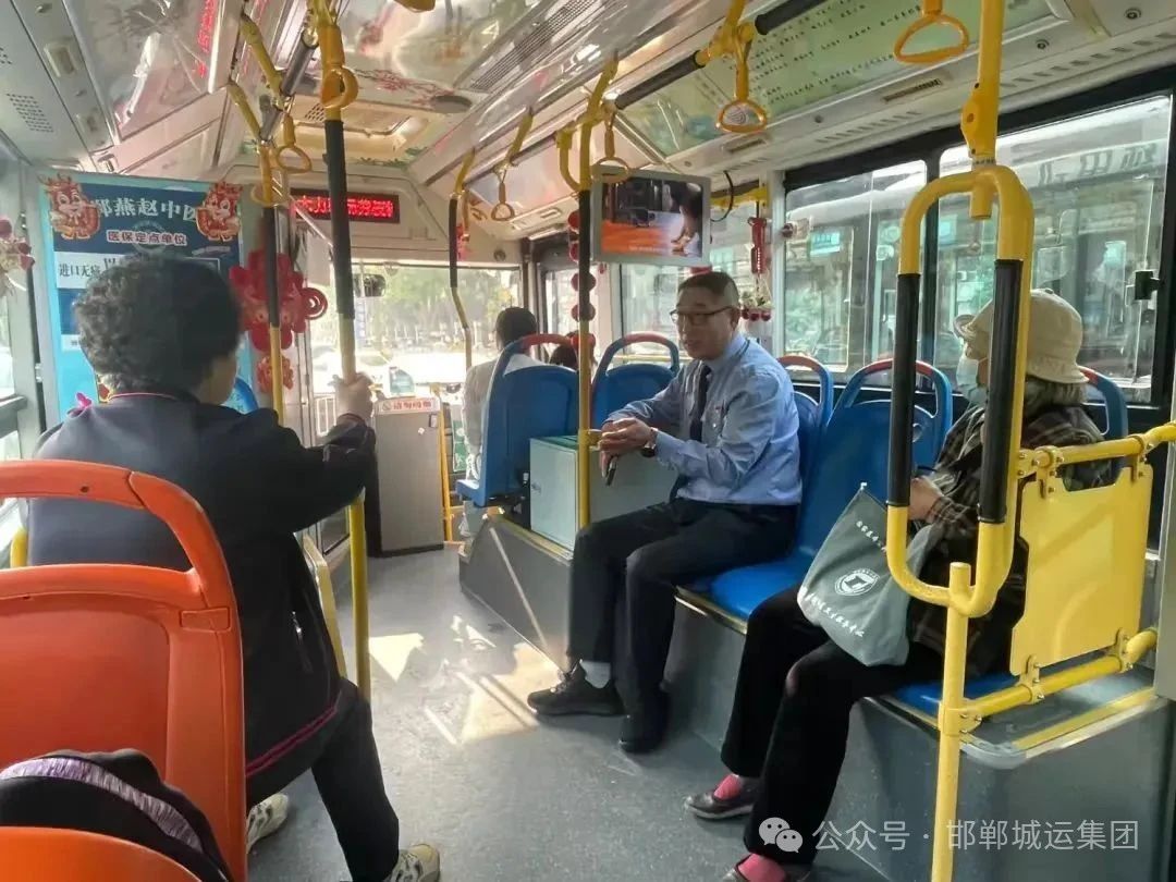 “主线＋接驳” 焕发邯郸公交运营新活力