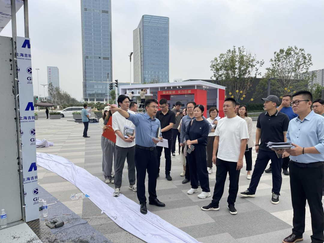 【企业动态】城投房地产董事长张力超带队到“十里春晓”住宅项目督导工作