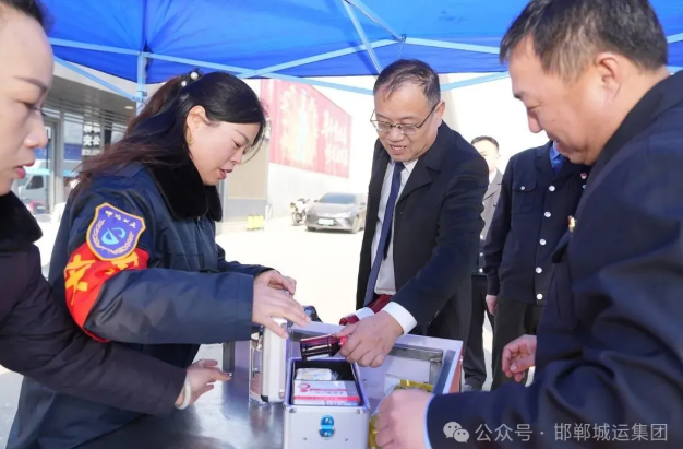 集团领导深入一线开展节前检查 集团领导深入一线开展节前检查